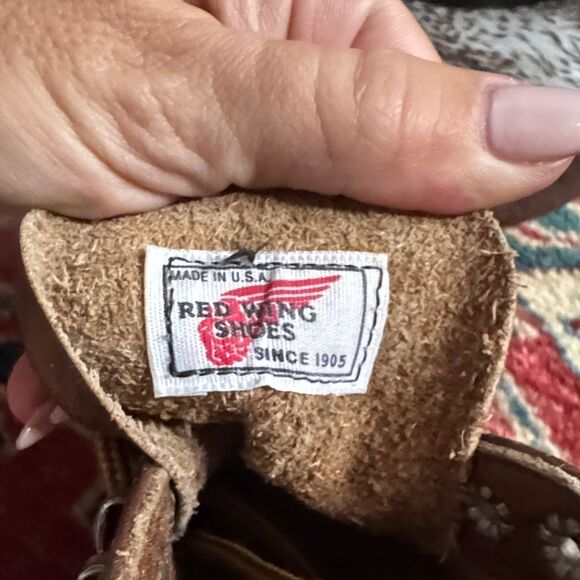 Red Wing Classic Brown Leather Boots women’s sz 8.5 - Picture 2 of 9